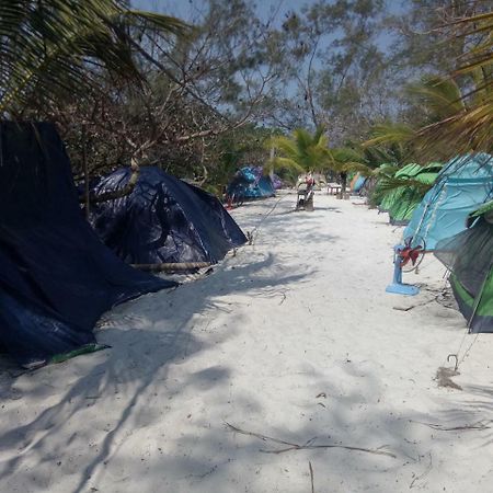 Sandbank Restaurant & Camping Koh Rong Kaoh Touch Εξωτερικό φωτογραφία