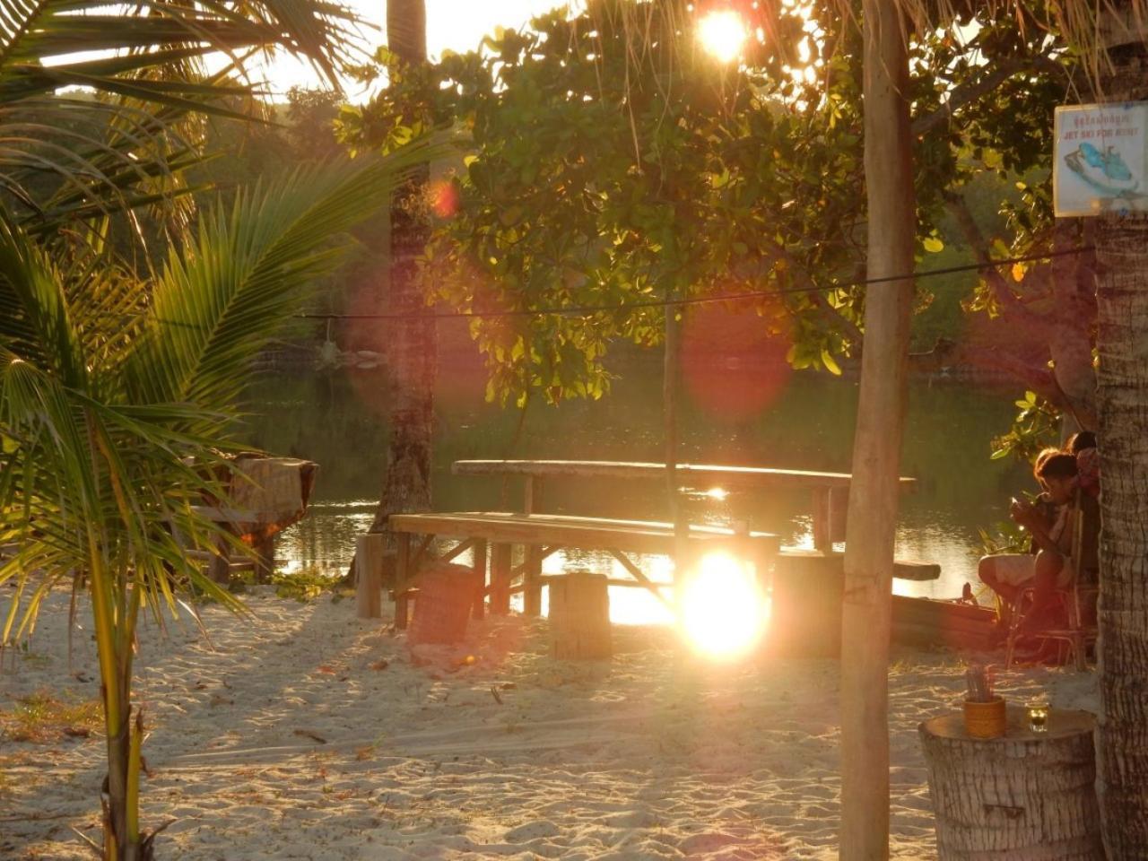 Sandbank Restaurant & Camping Koh Rong Kaoh Touch Εξωτερικό φωτογραφία