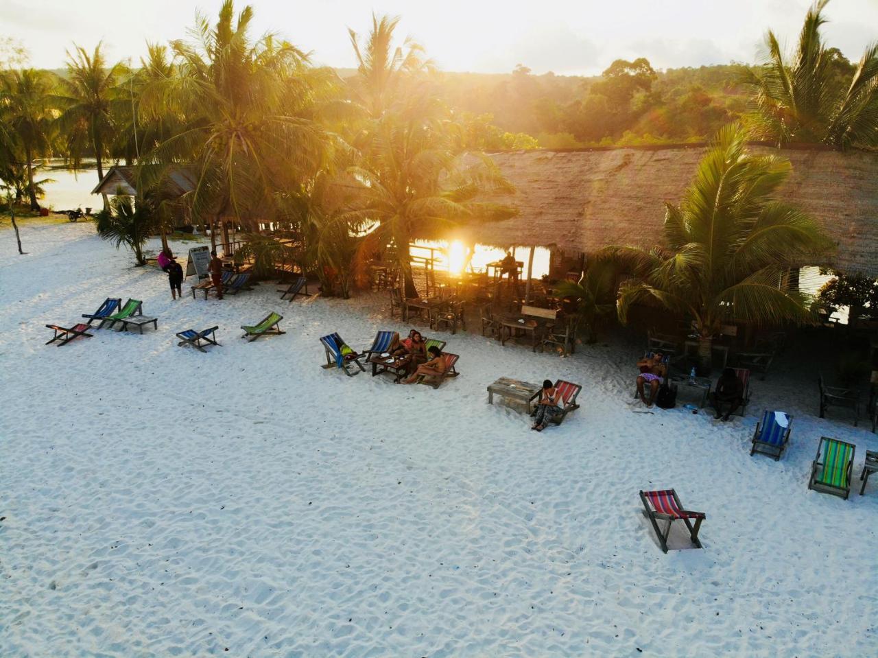 Sandbank Restaurant & Camping Koh Rong Kaoh Touch Εξωτερικό φωτογραφία